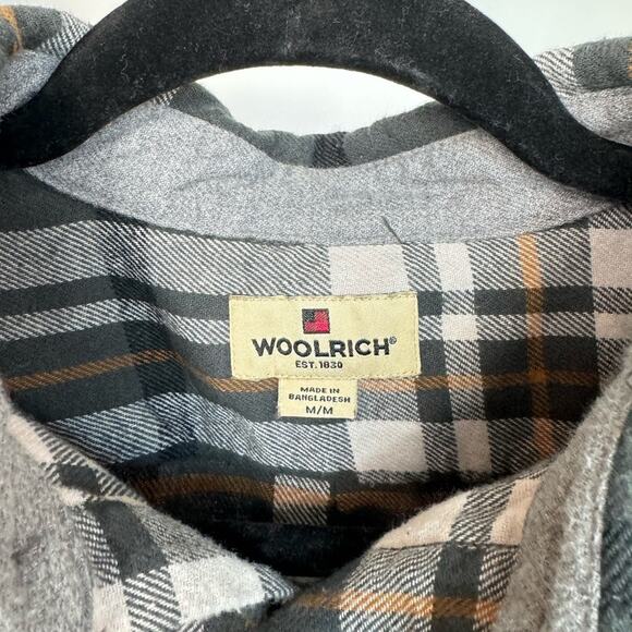 Woolrich Shirt Men’s Flannel Plaid Cotton Button Up Size Medium - Picture 4 of 7